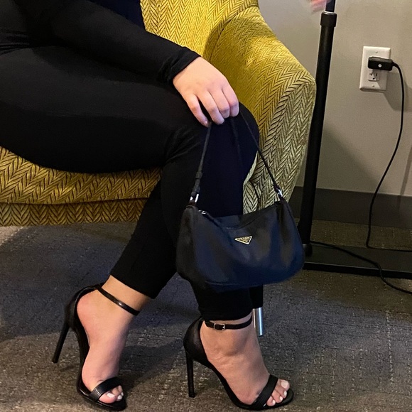 Mini Prada - Picture 5 of 7